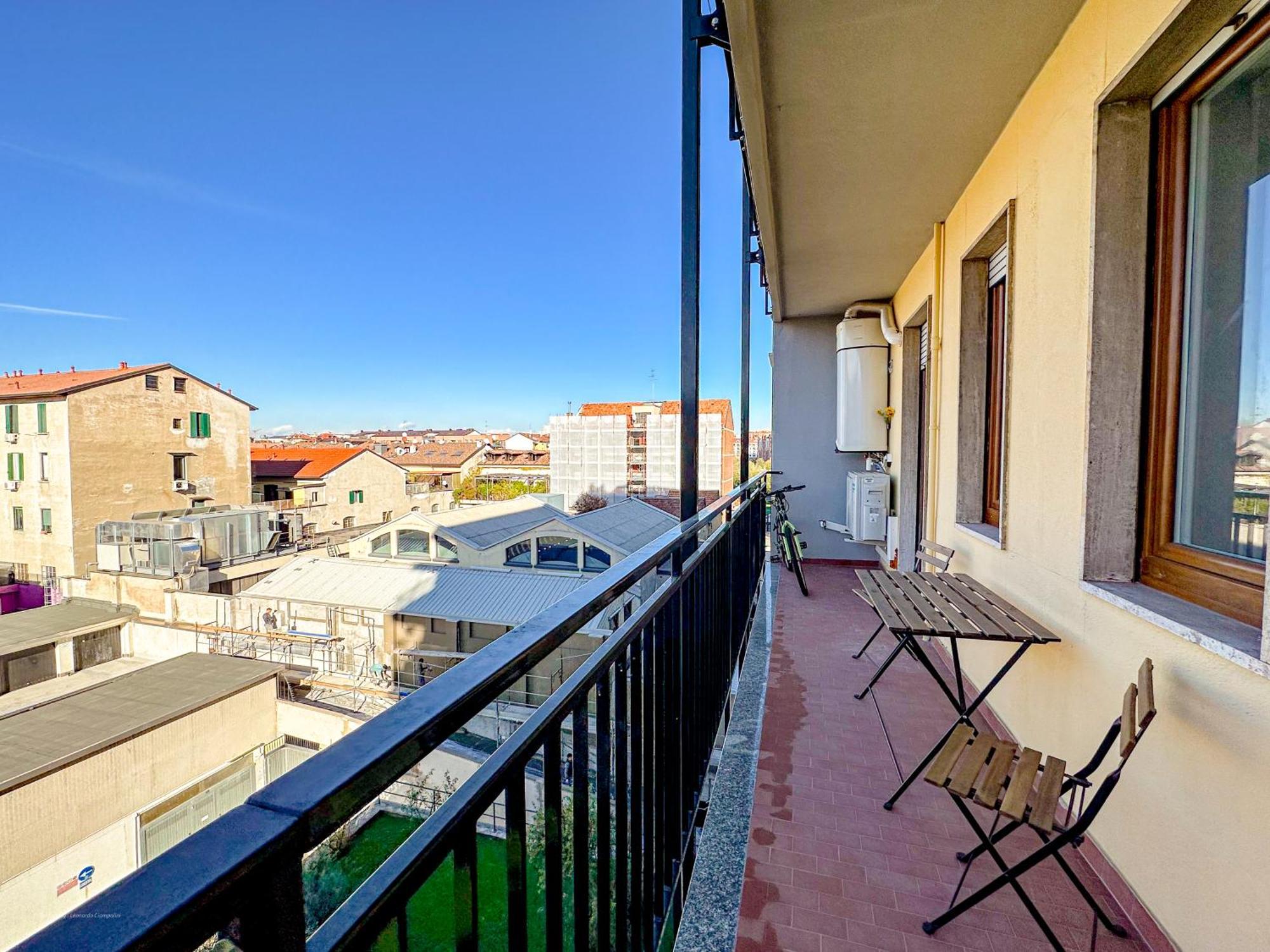 Torre 24 - Luxury Naviglio Suite Milaan Buitenkant foto
